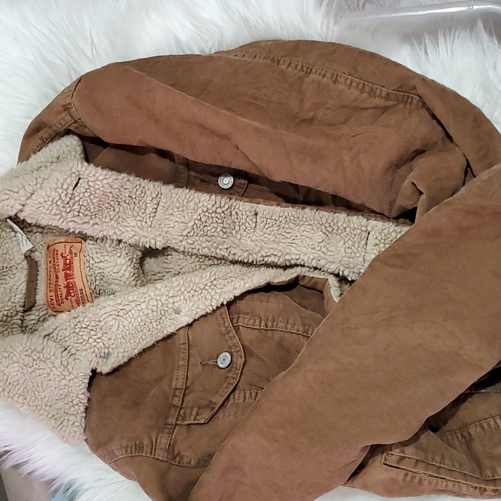 2009  Like new Levi's 3 corduroy trucker jacket sherpa lined men's Medium M wo…
